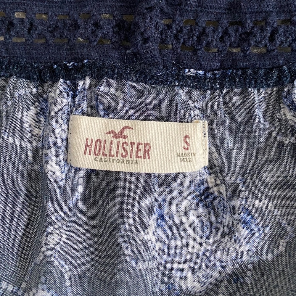 hollister romper - Picture 3 of 3